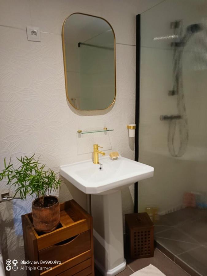Le Champ De L'eau Bed & Breakfast